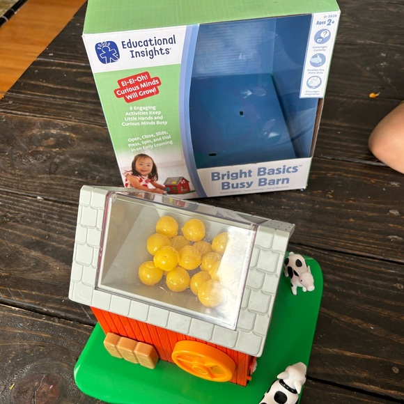 EUC Educational Insights - Bright Basics Busy Barn - Picture 4 of 6